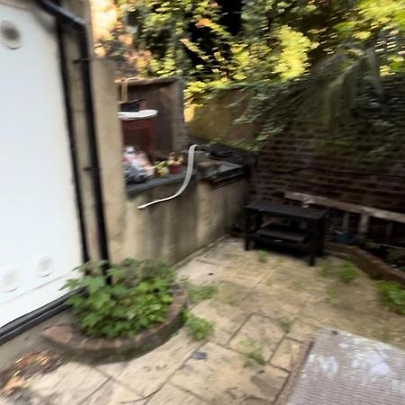 Stylishly Large Camden Apartment B1 伦敦 外观 照片